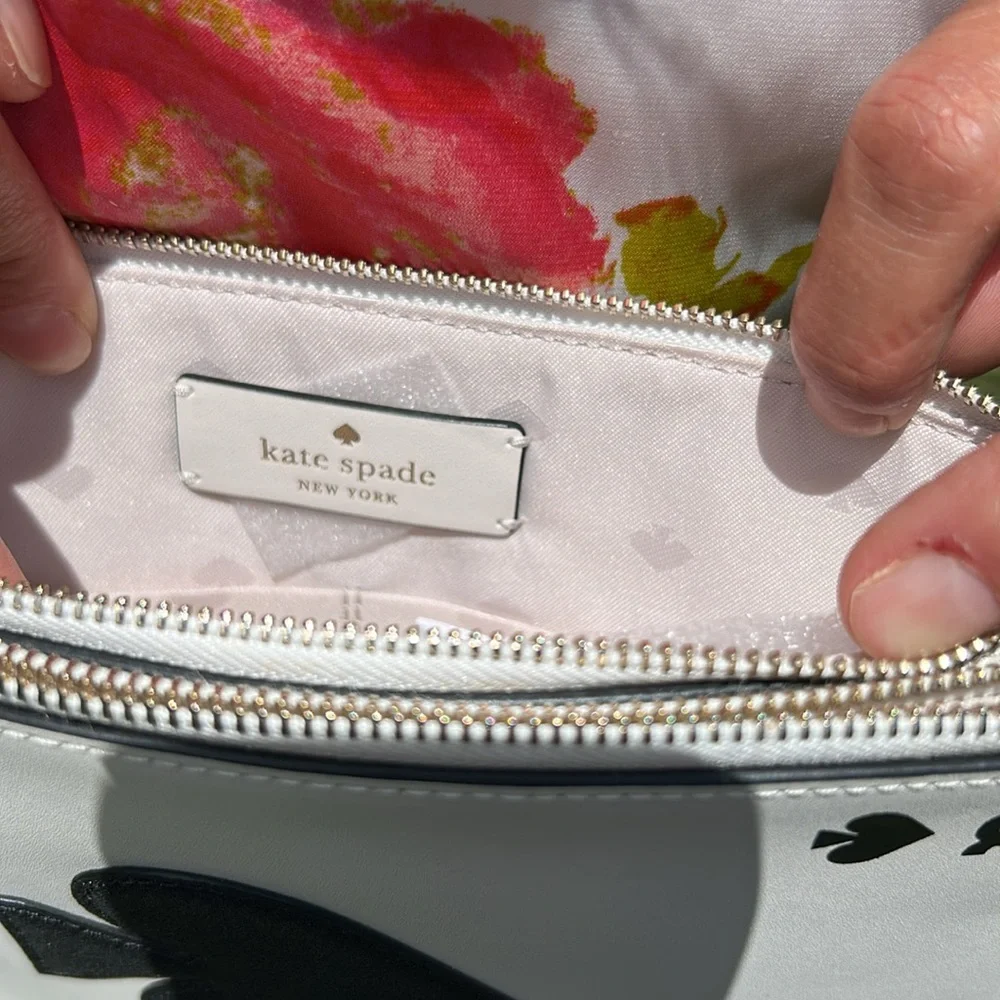 Kate Spade rare Crossbody bag 9 x 6 lucky draw white with orange black&purple - Picture 7 of 9